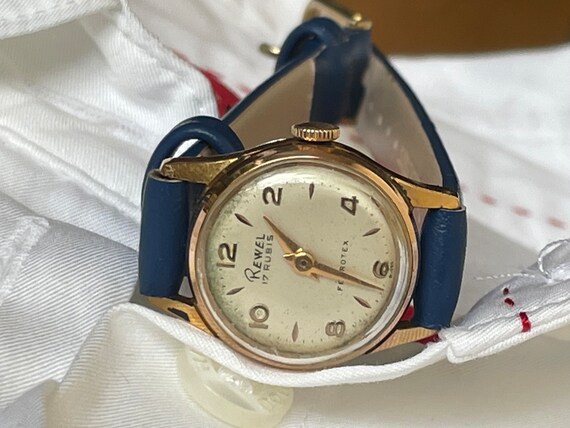 Elegant 1960 Vintage Swiss ladies Wristwatch Rewe… - image 8