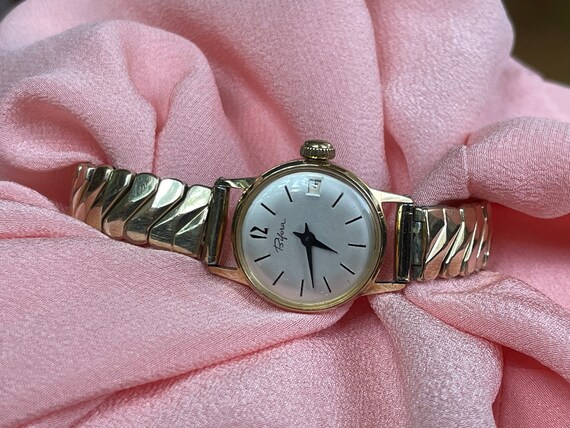 Bifora watch company shop