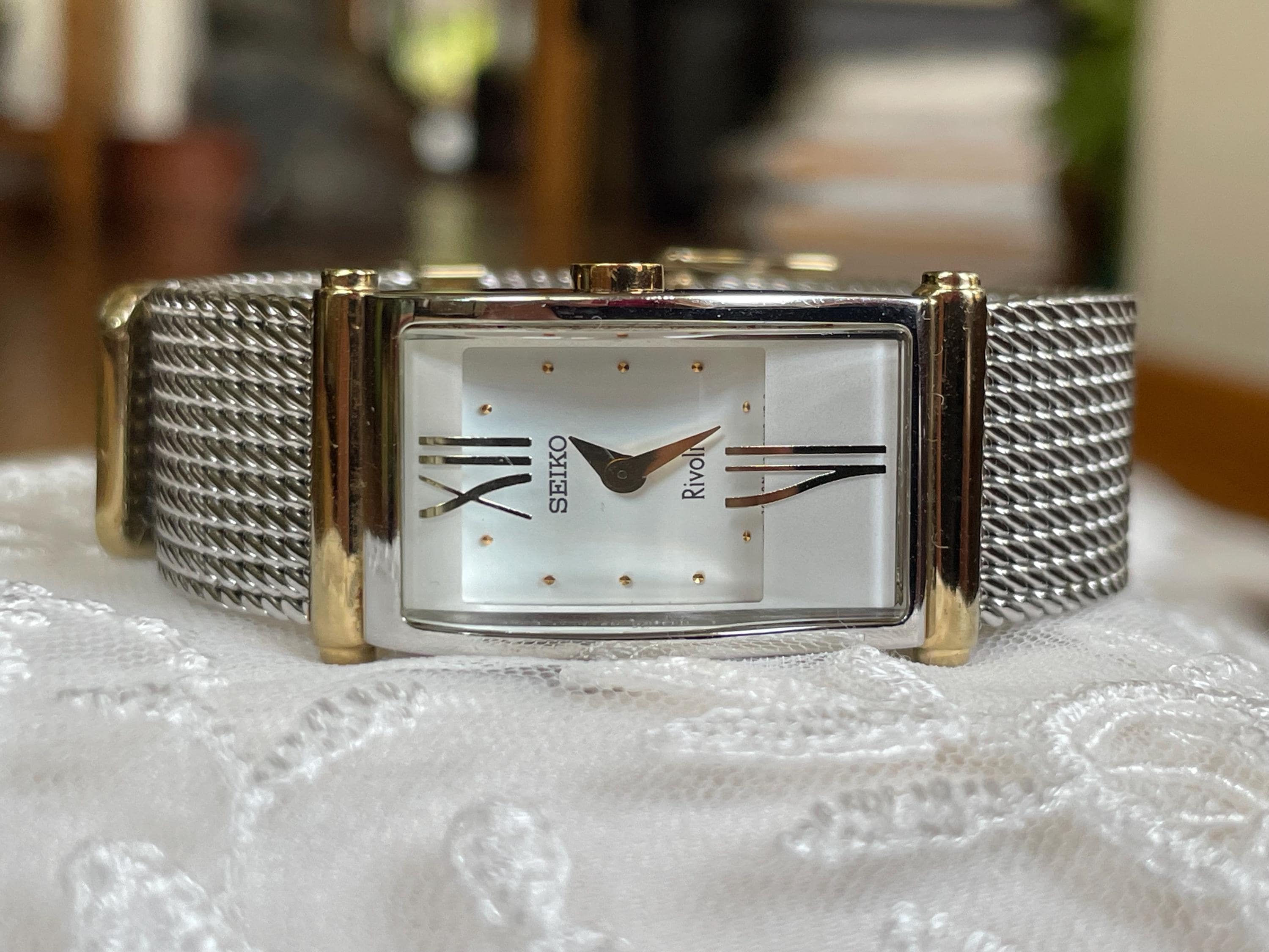 Vintage 1990 Seiko Rivoli Gold-Tone Half Moon Quartz Watch