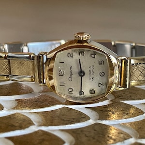 Elegant 1960&#39;s Vintage German 17 Jewels gold plated ladies Wristwatch Dugena, German small vintage ladies watch, Retro watch Ladies gift