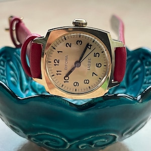 Elegant 1960 Vintage German ladies Wristwatch Bifora golden color case with light gold color dial, Vintage watch, Retro watch ladies gift