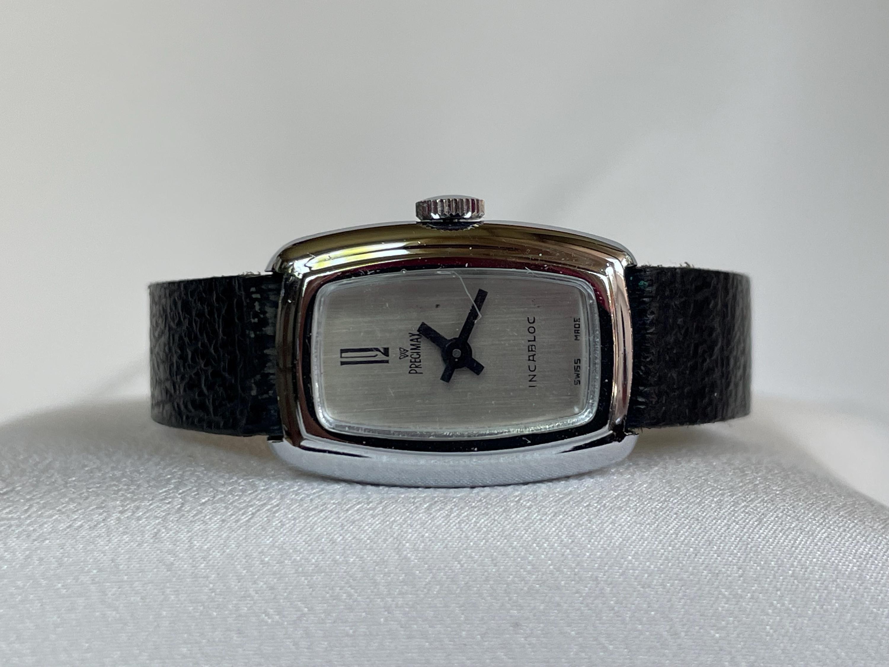 希少ヘリオス軍用時計ミリタリースイス製50s