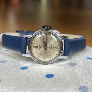 Elegante orologio da polso svizzero vintage da donna degli anni '60 con cassa color argento Ancre, piccolo orologio meccanico svizzero da donna, regalo per donna con orologio retrò