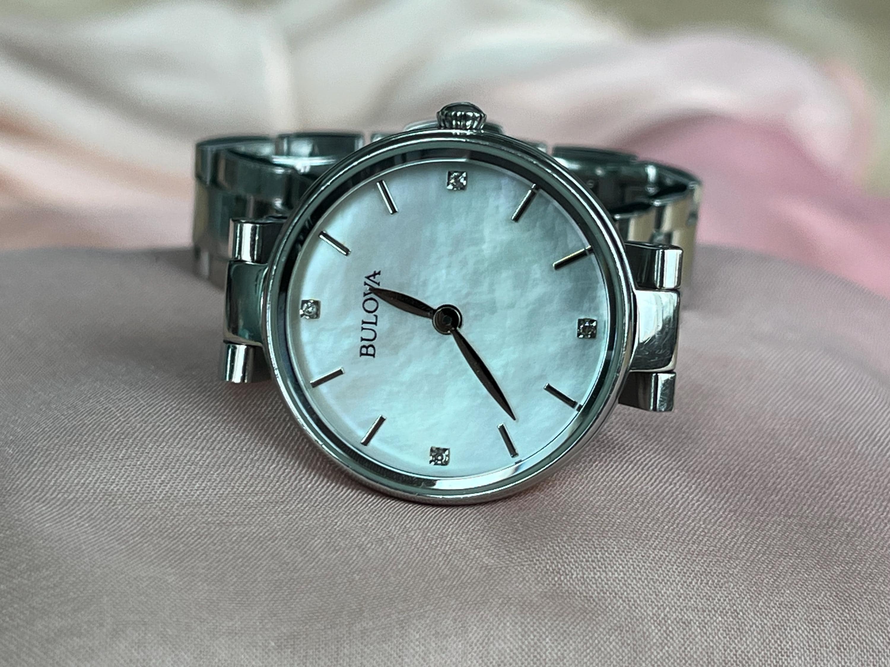 Vintage Small Quartz Ladies Dress Watch Bulova Classic 