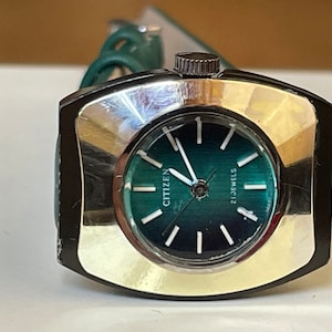 Elegante orologio da polso da donna giapponese vintage anni '70 Citizen con cassa color oro, piccolo orologio da donna giapponese vintage, regalo per orologio retrò da donna