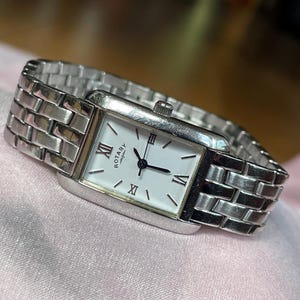 Elegante orologio da donna vintage anni '90 con cassa color argento, al quarzo, svizzero, con movimento Rotary, orologio da cocktail vintage da donna, orologio da regalo da donna.