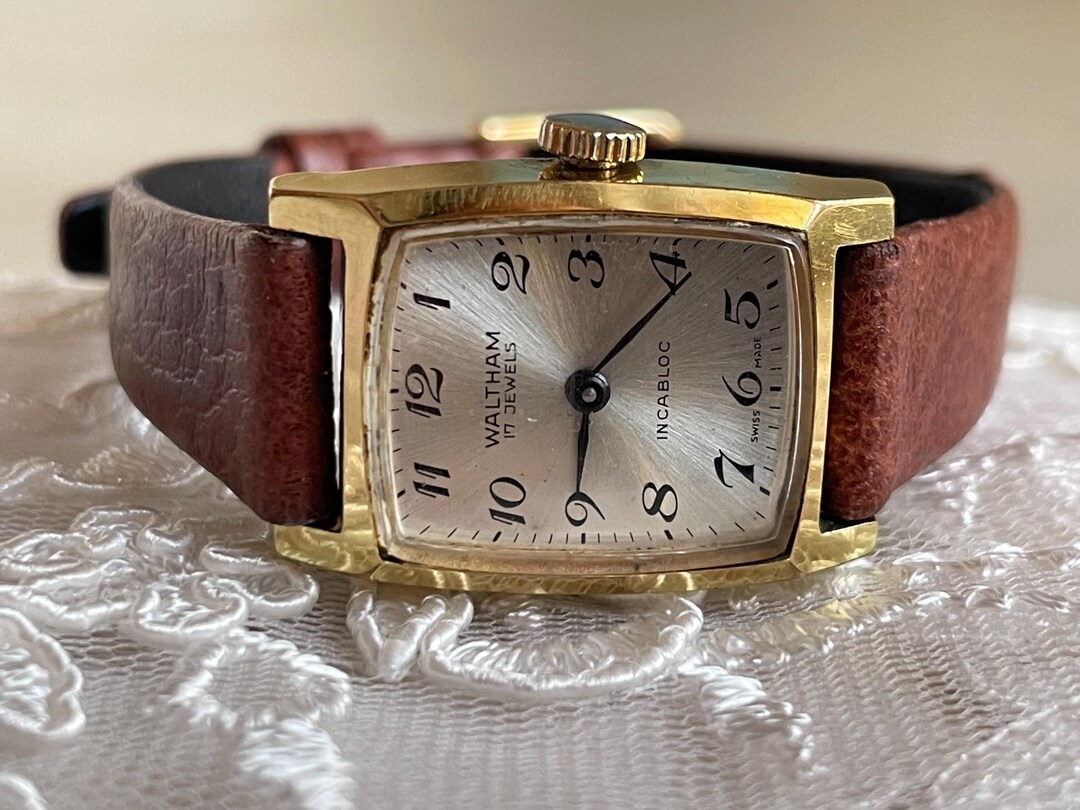 Vintage Art Deco style georgeous Waltham 17 Jewels ladies Expandable Band Watch Waltham Art Deco - Etsy main image 3