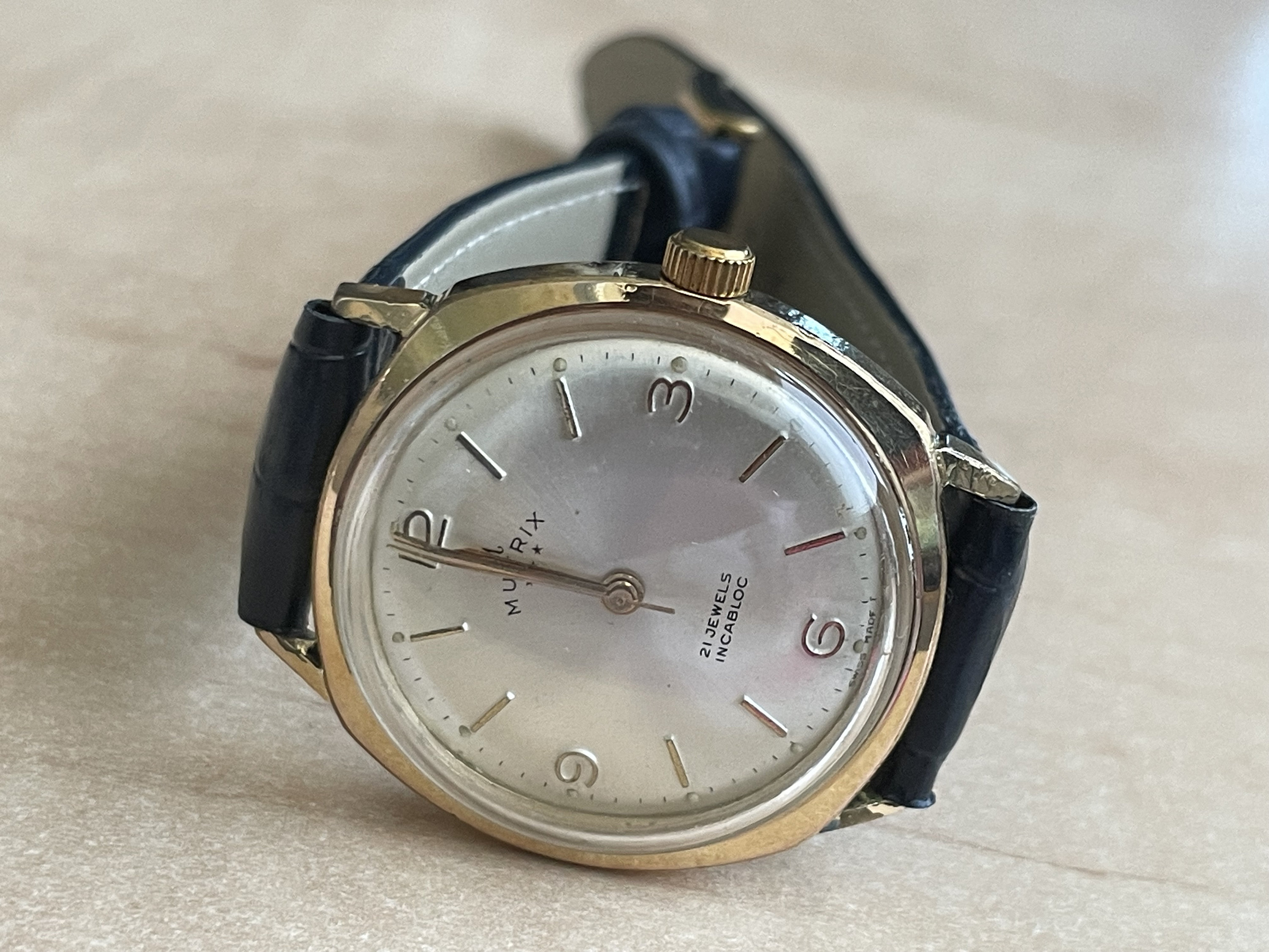 Mutrix horloge prijs shop