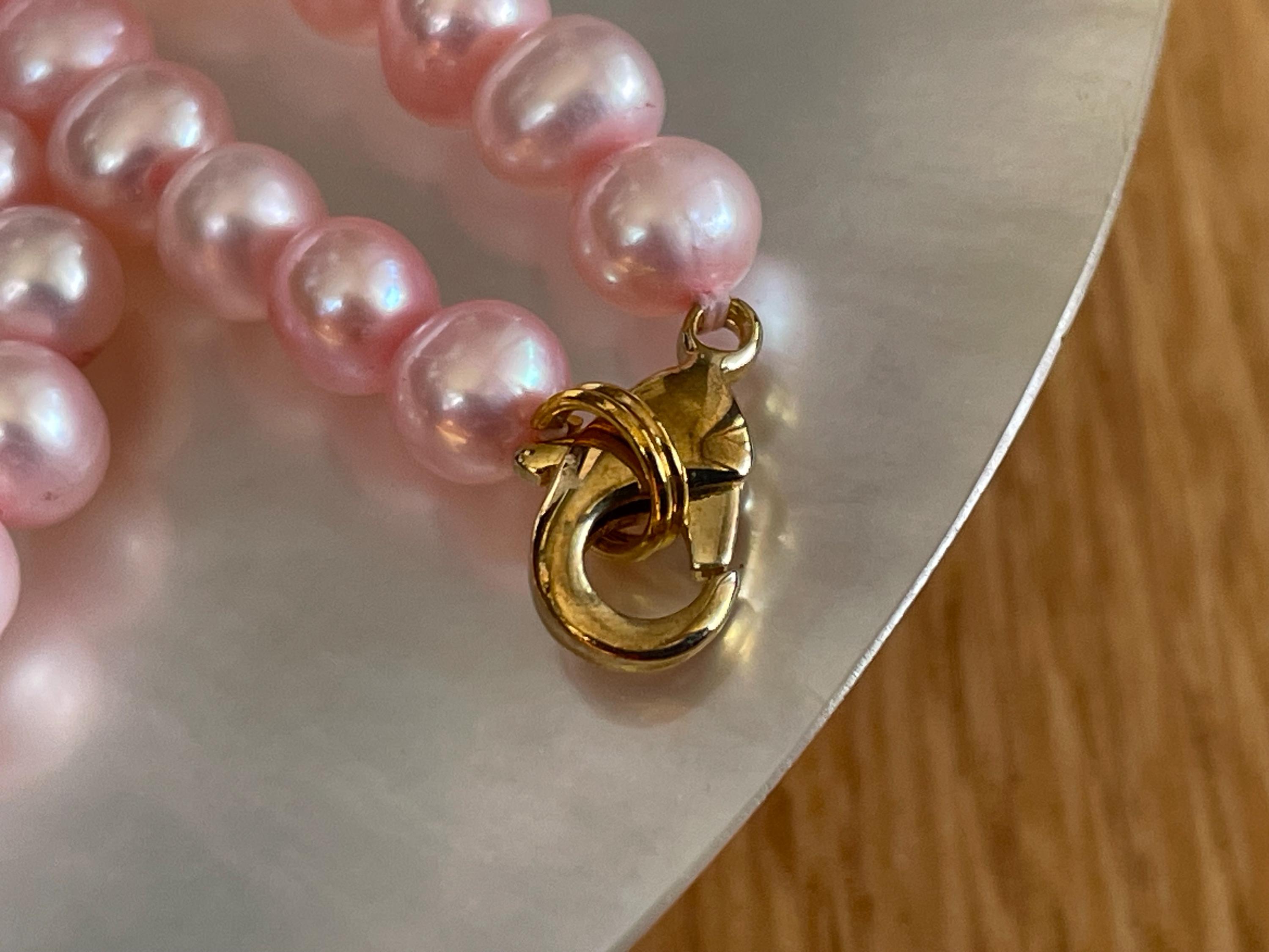 Vintage 1980's Luster Pink Cultured Pearls Ladies Necklace With