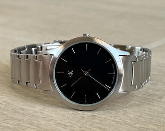 Elegante reloj de vestir de cuarzo de tamaño mediano para mujer, estilo vintage de los años 2000, con caja plateada Calvin Klein CK, brazalete de acero vintage para mujer, regalo perfecto.