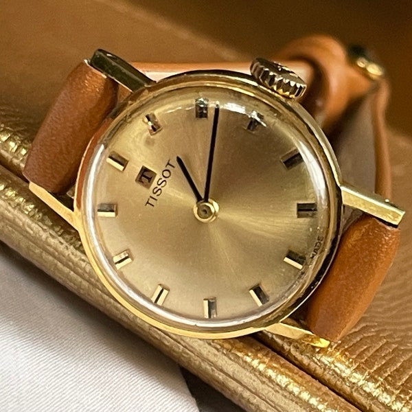 Stunning 1960 Vintage Swiss ladies wristwatch Tissot gold color case, Art Deco Swiss women wristwatch, Retro watch ladies gift, Dress watch