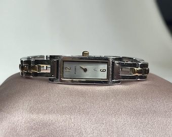 Elegancki damski zegarek kwarcowy z 1990 r. w srebrnej kopercie Fossil, zabytkowy damski zegarek kwarcowy, zegarek na prezent dla pań.