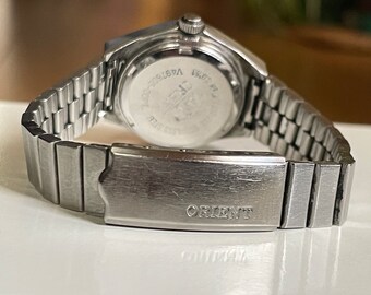 Vintage 1970 Japanese Ladies Wristwatch Orient Automatic 21  display picture 3