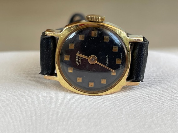 Elegant 1960's Vintage Swiss Small Ladies Dress Watch Rotary