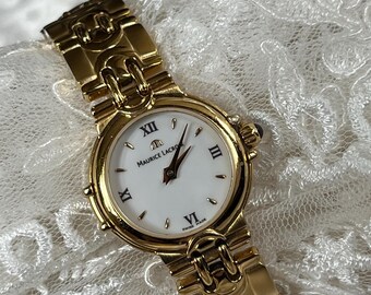 Stunning 1980's Vintage Swiss Small Quartz Ladies Dress Watch