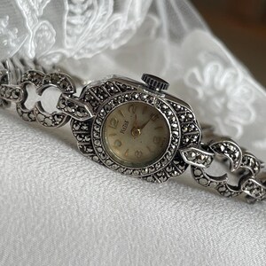 chinese dress ladies Facet Strass Mother of Pearl Women's Watch Diamond Cut Face Milanese Mesh  Bracelet Swiss Made J5.636.M main image 0
