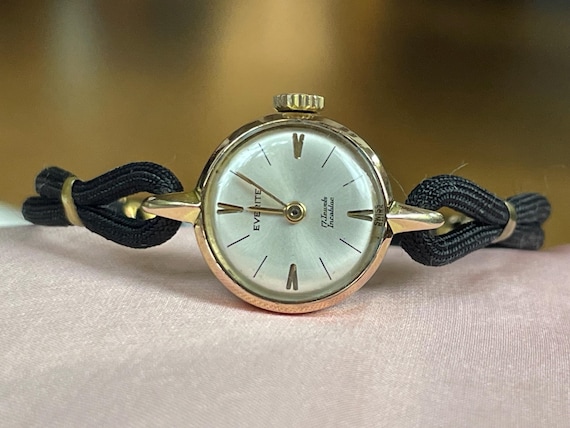 Elegant 1960’s Vintage Swiss small ladies dress Wristwatch Everite golden  color case, Vintage women cocktail watch, Retro watch ladies gift