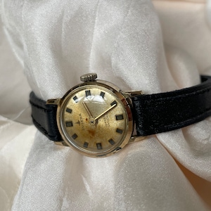 Elegante orologio da polso da donna tedesco vintage anni '60 Dugena con cassa color oro, piccolo orologio da cocktail da donna tedesco vintage, orologio retrò da donna regalo