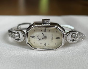 Chic 1960 Vintage Swiss ladies dress wristwatch Osli silver color case, Art Deco Swiss women watch silver bracelet, Watch ladies gift