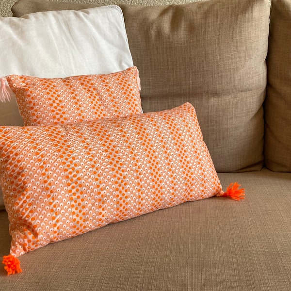 Lot de 2 coussins en coton imprimé orange et blanc