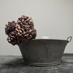 Vintage zinc basin