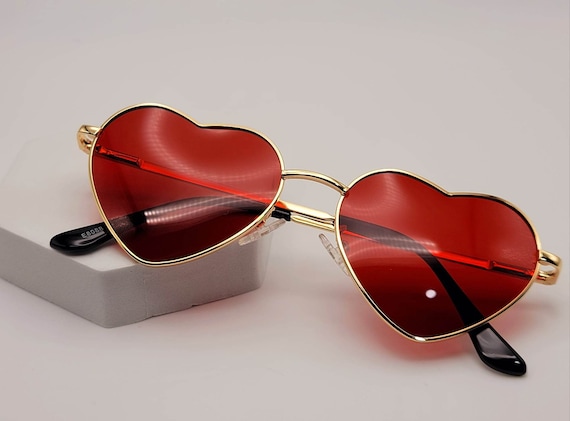 Cute and Trendy Heart Shaped Sunglasses Retro Vintage Boho