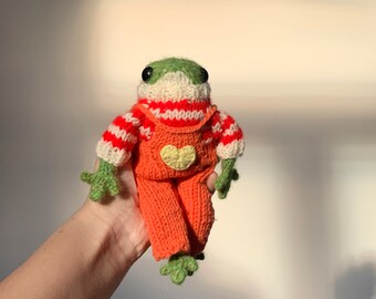 Hand knit frog