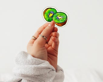 Naklejka z kiwi rysowana ręcznie: wodoodporna naklejka z owocami