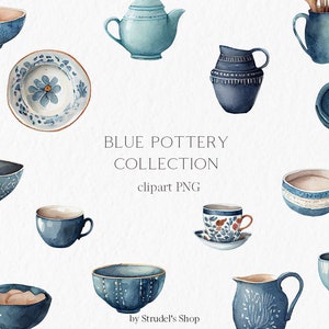 Puede incluir: Una colección de artículos de cerámica azul y blanca, que incluyen cuencos, platos, tazas, una tetera y una jarra. Los artículos están pintados con varios patrones y diseños. El texto "BLUE POTTERY COLLECTION clipart PNG" está escrito en el centro de la imagen. El texto "by Strudel's Shop" está escrito en la parte inferior de la imagen.