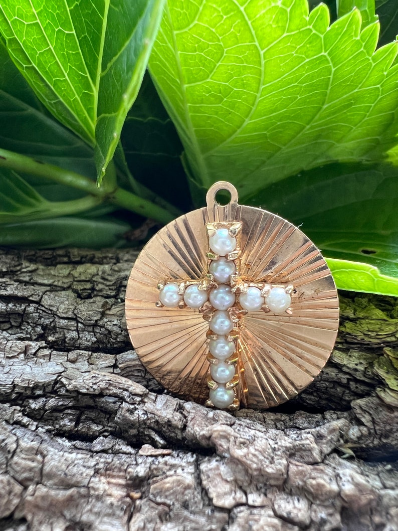 14k Yellow Gold Pearl Cross Charm, Religious Pendant bild 2