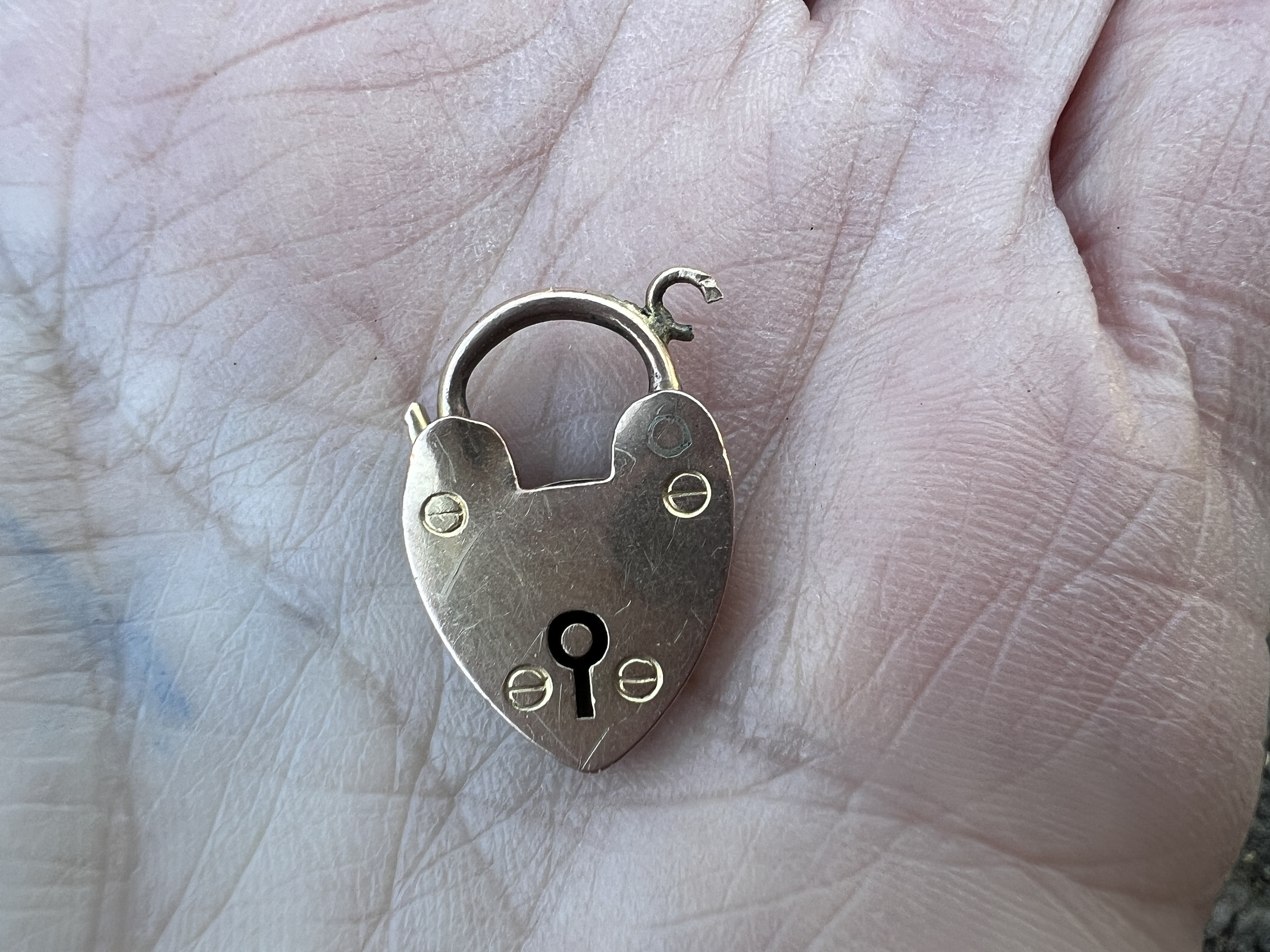 9k Gold Victorian Heart Padlock Charm, Etched Antique Jewelry - Etsy