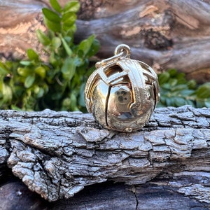 Vivienne Westwood Large Orb Necklace - Etsy