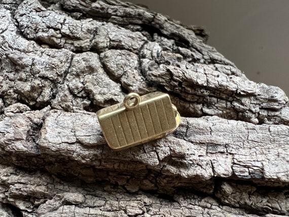 14k Gold Doghouse Charm, Man in Dog House View 4