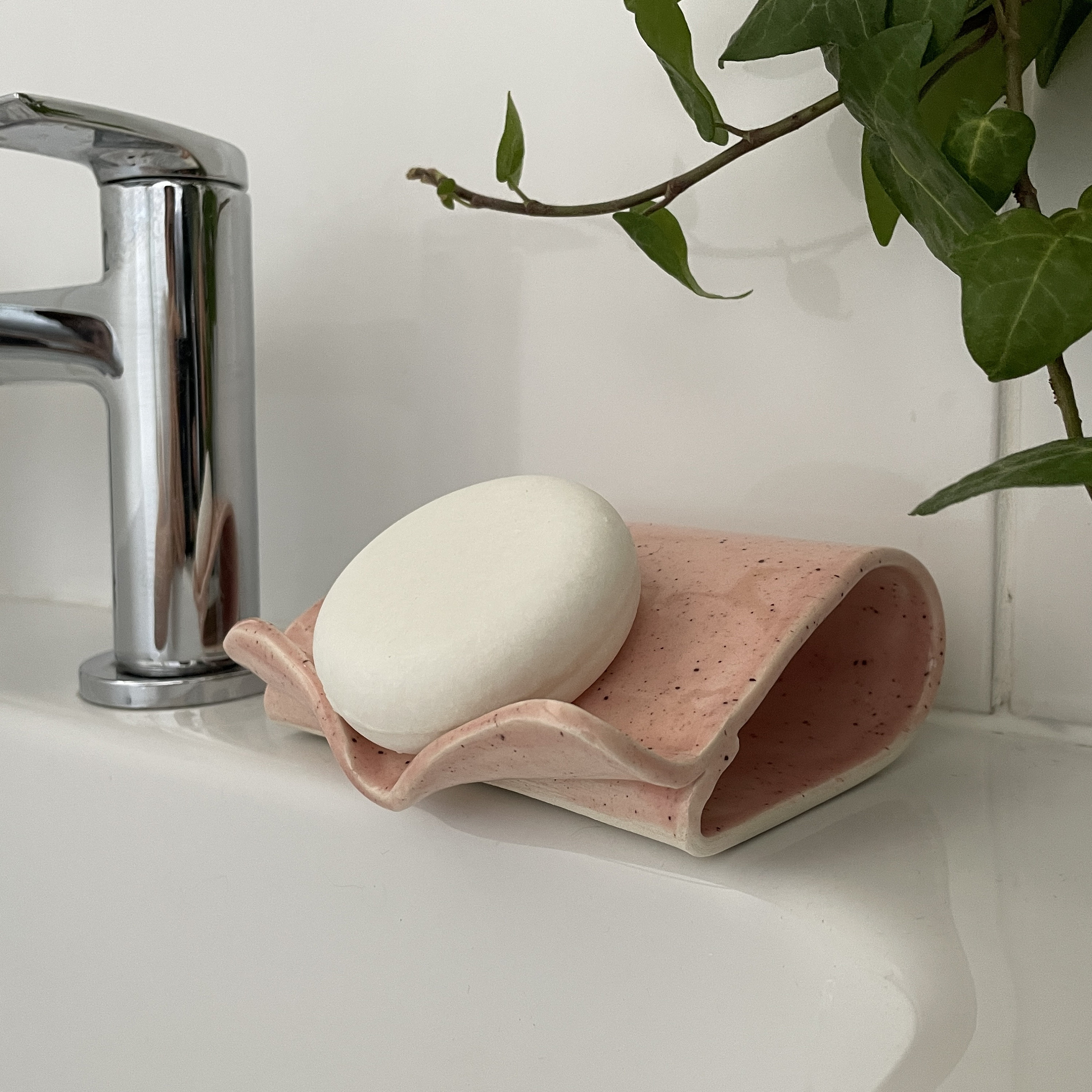 Nordic Style Soap Dish With Drain Tray, Bathroom & Kitchen Soap