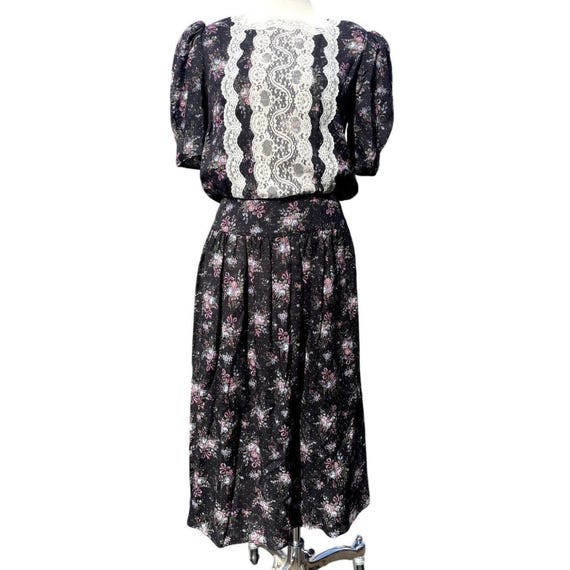 Vintage GUNNE SAX Juniors (13/M) Black Floral Puf… - image 3