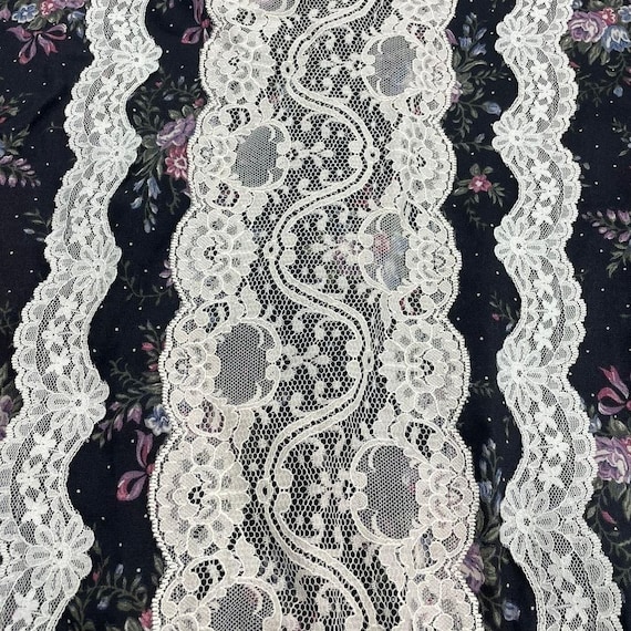 Vintage GUNNE SAX Juniors (13/M) Black Floral Puf… - image 7