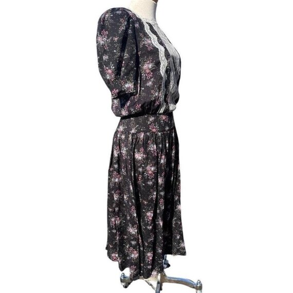 Vintage GUNNE SAX Juniors (13/M) Black Floral Puf… - image 4