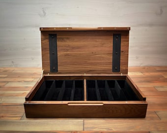 8000 card Magic the Gathering Megabox, Gemstone Inlay, MTG Deck Box, Card Storage