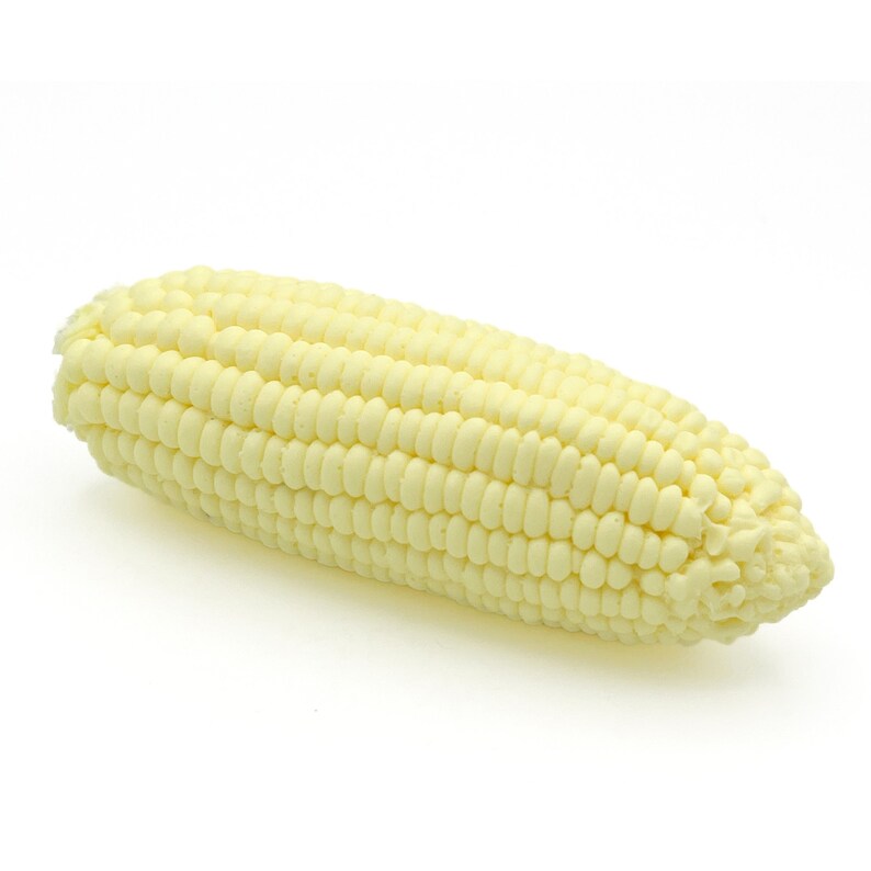 Realistic corn on the cob soap made from premium glycerin soap and scented using only premium fragrances. The perfect gift for anyone who has everything. Perfect gag gifts for office coworkers and birthdays alike. Bring a smile to their faces.
