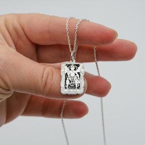 De duivel Goud, zilver of roos, sierlijke magische ketting, kerstcadeau, cadeaus voor haar Cadeau voor moeder, tarotkaart, delicate tarotsieraden, gothic
