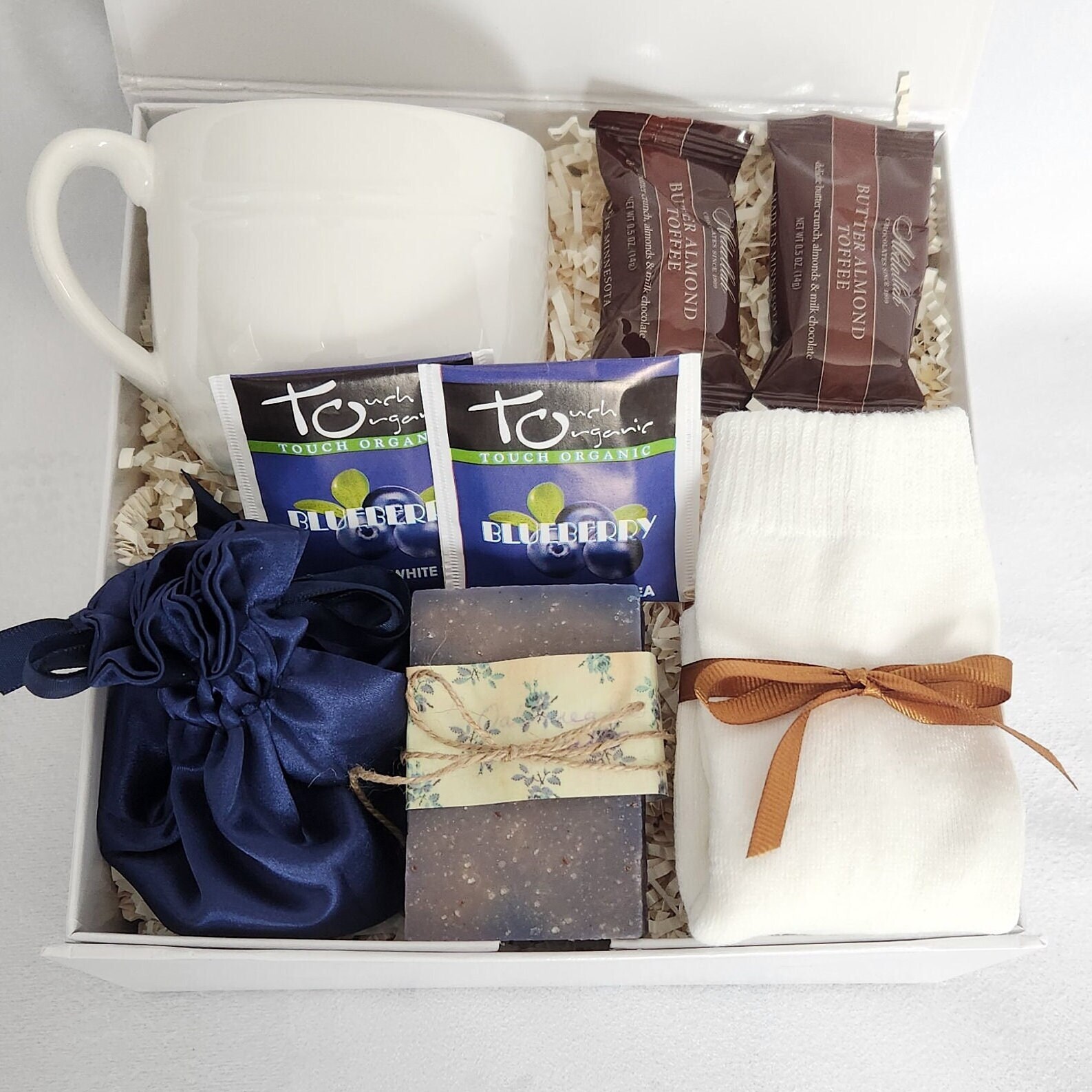 Women Gift Box for a Friend, Girl Surprise Gift Box, Lady Gift Package, Female Gratitude Gift