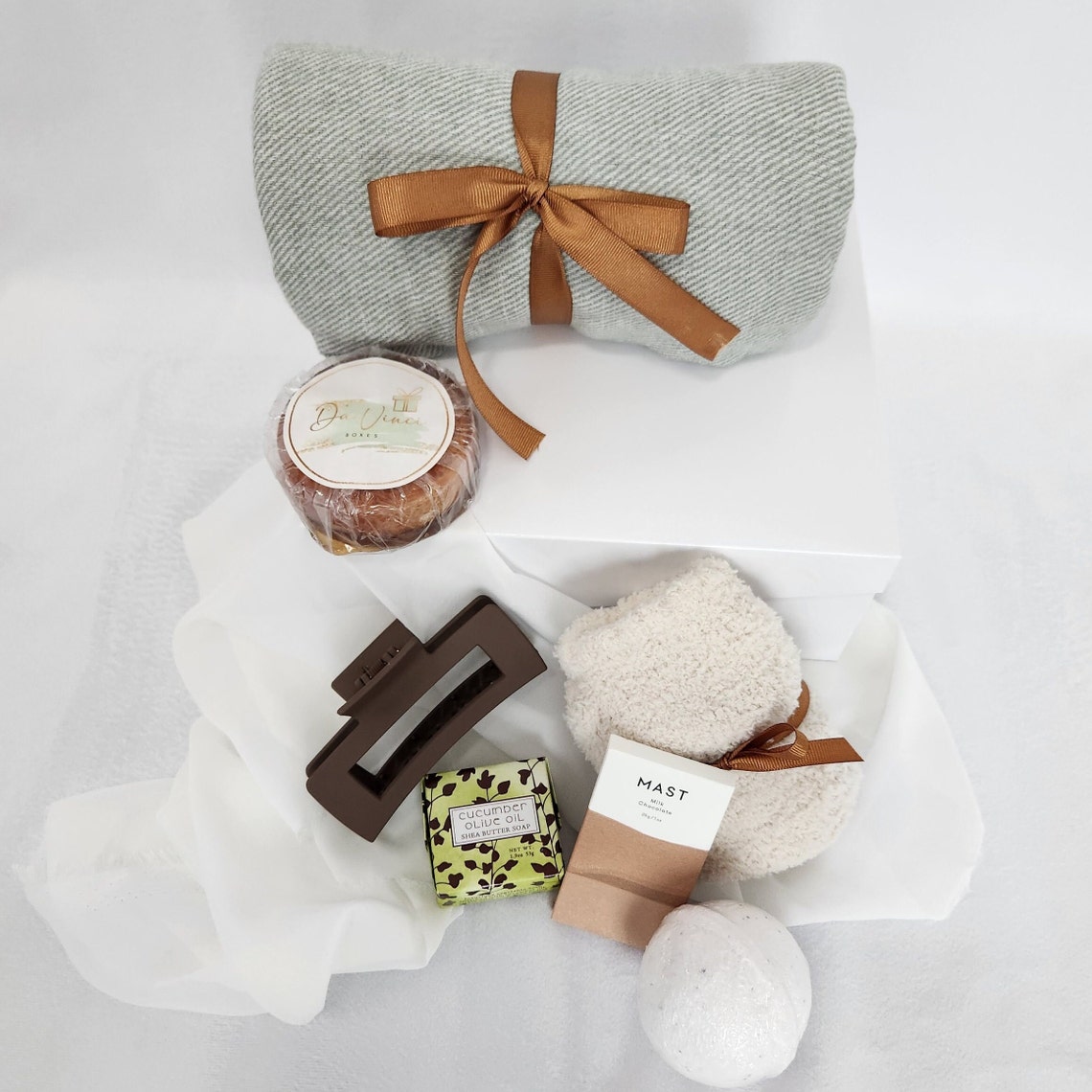 Graduation Gift Box, Blanket Gift Box for Women, Personalized Gifts for