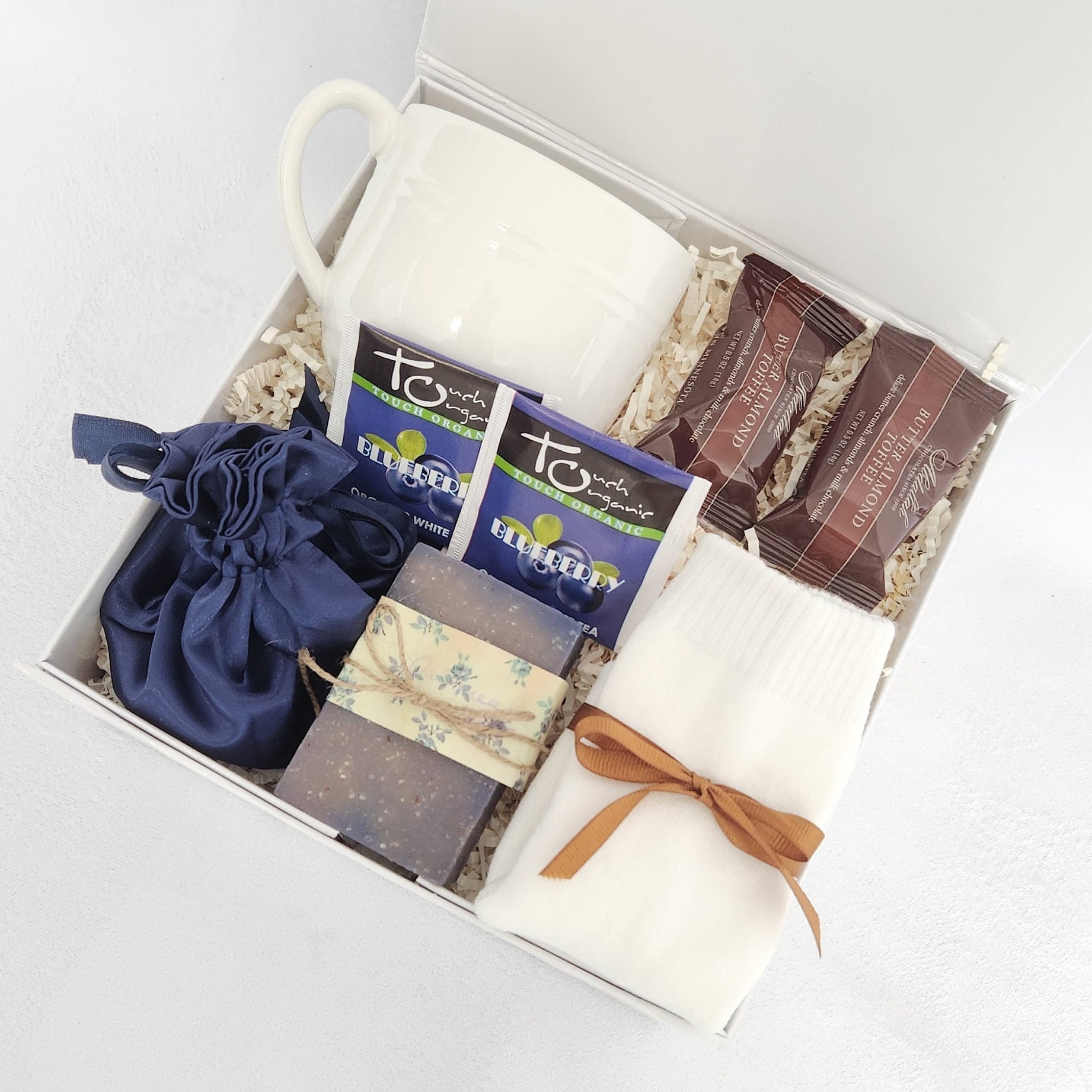 Women Gift Box for a Friend, Girl Surprise Gift Box, Lady Gift Package, Female Gratitude Gift