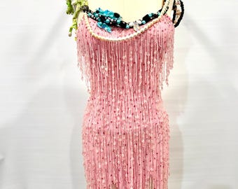 ホットピンクのラテンダンスドレス、フクシアのリズムドレス（フリンジ