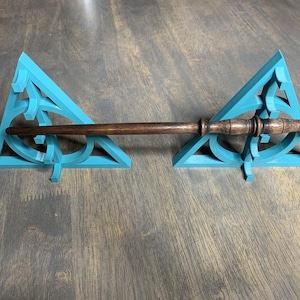5 Magical Wand Stand