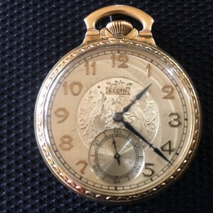 1925 Antique Elgin Open Face Pocket Watch Serial #28129437. In Very Good Working Condition.