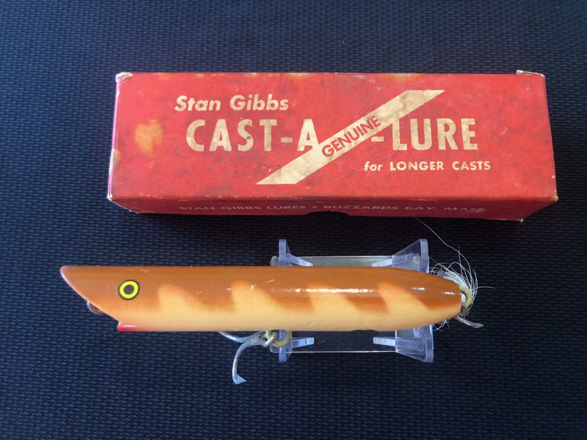 1950-1960 Stan Gibbs Wooden Cast-a-lure, Squid #P-1-1/2 in