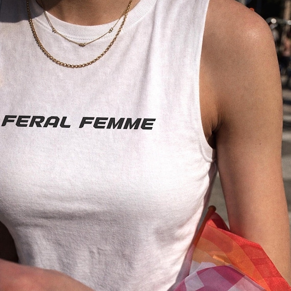 Feral Femme Lesbian Aesthetic Muscle Tee Queer Graphic Tank y2k Pride Outfit Sapphic WLW Couple Top Vintage LGBTQ Gift Nonbinary Shirt Club