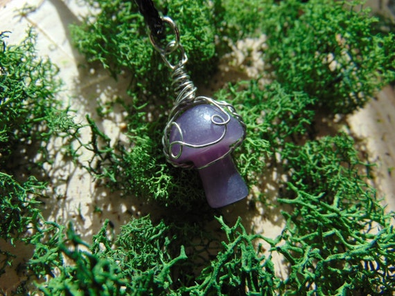 Mushroom crystal necklace outlet