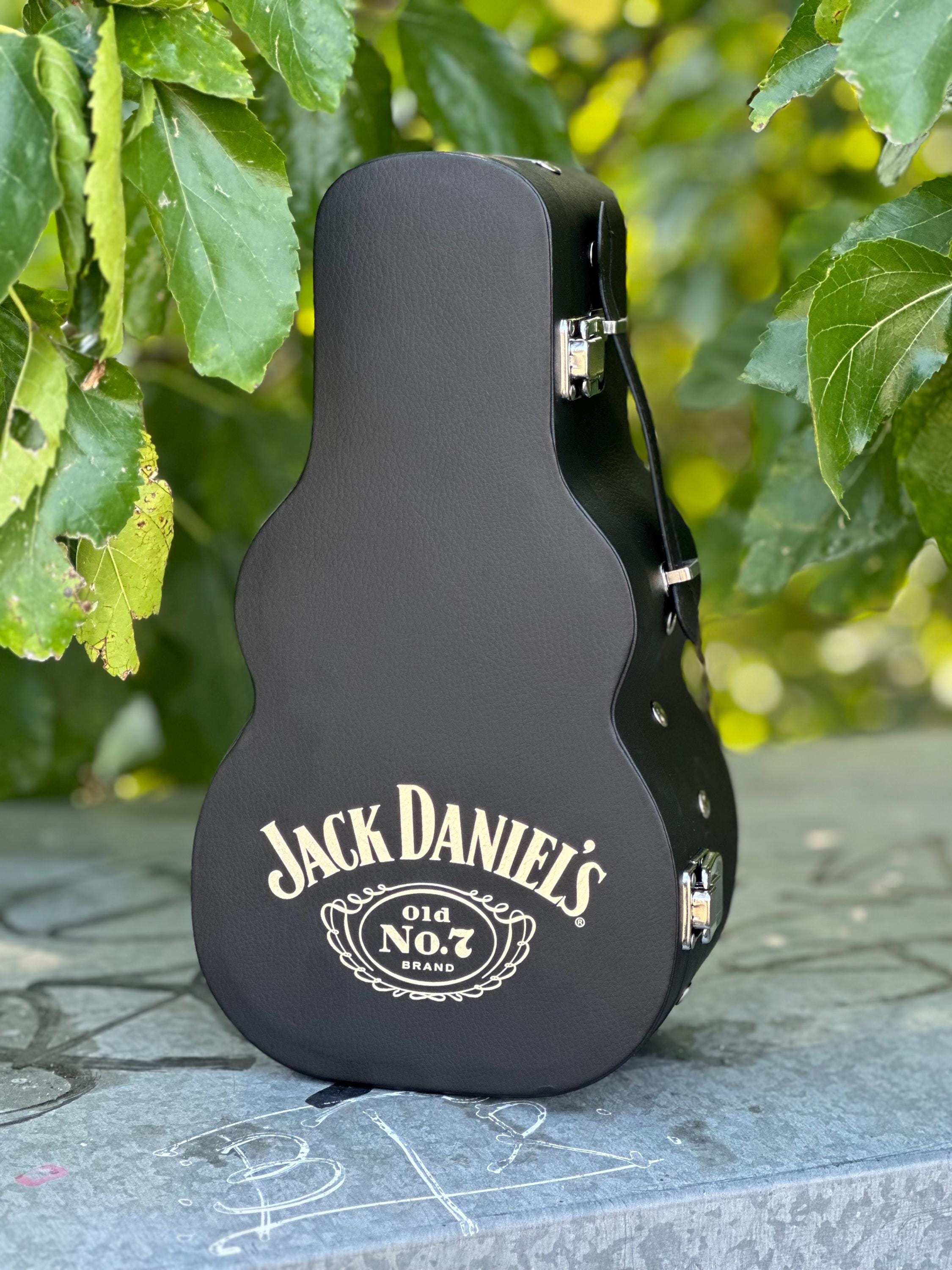 Jack daniels guitar case - Etsy 日本